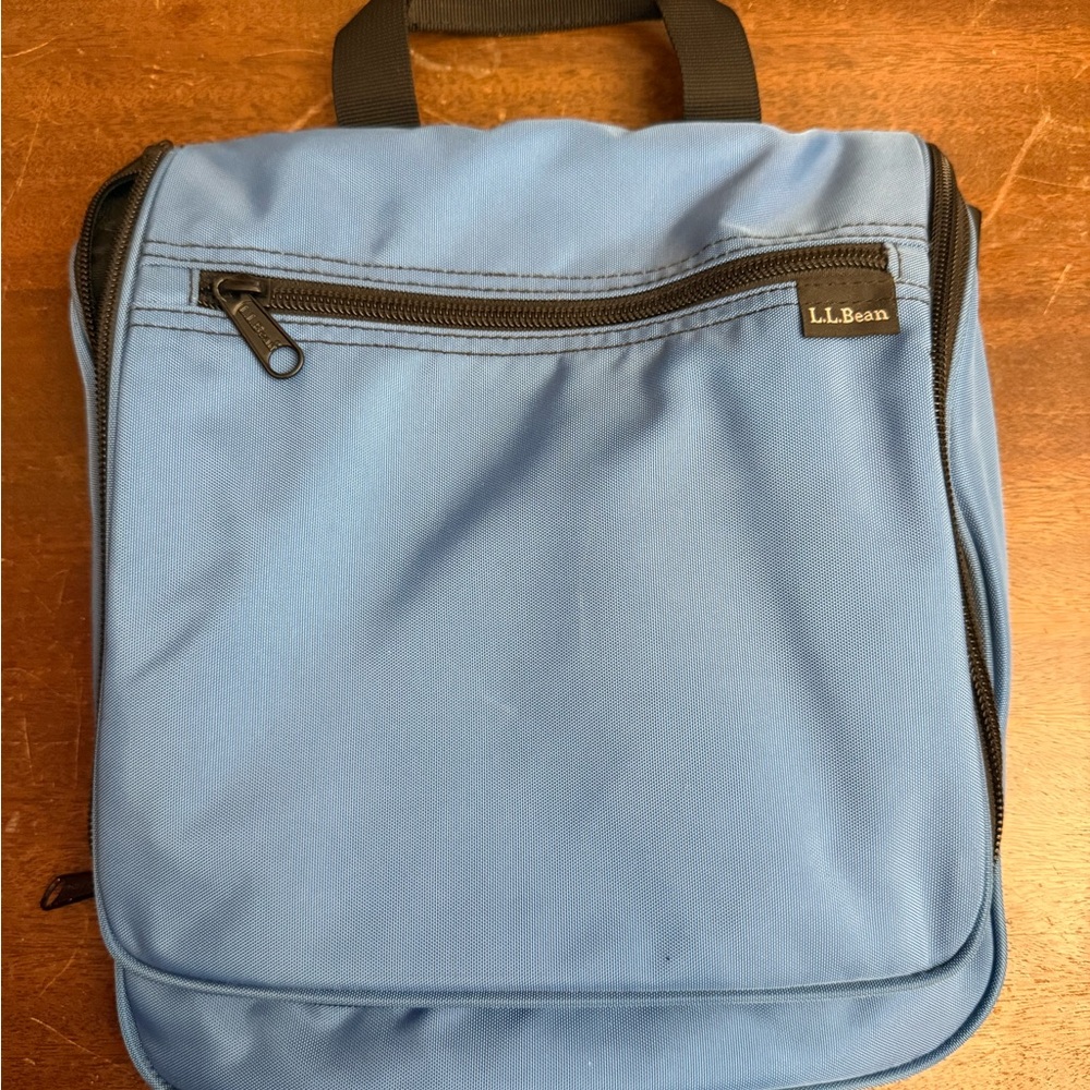 L.L. Bean Men's Blue Toiletry Bag